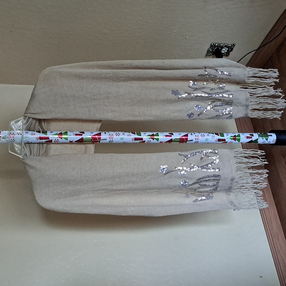 RIKKA Women's Long Shawl Scarf